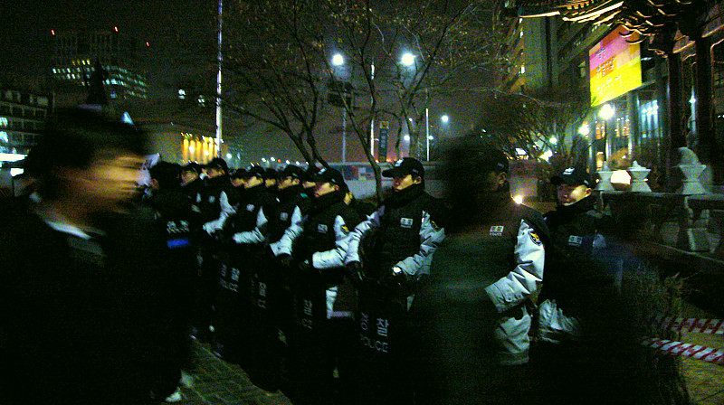 Riot Police in central Seoul